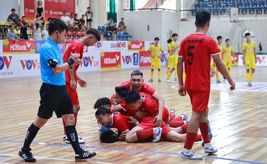 Kịch tính tứ kết giải Futsal HDBank Sinh viên Khu vực Hà Nội 2024