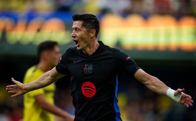 Lewandowski chỉ còn cách cột mốc vĩ đại của Ronaldo và Messi 1 bàn