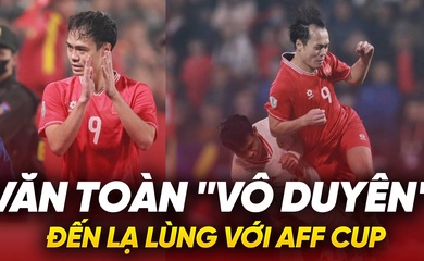 Văn Toàn vô duyên đến lạ lùng với AFF Cup