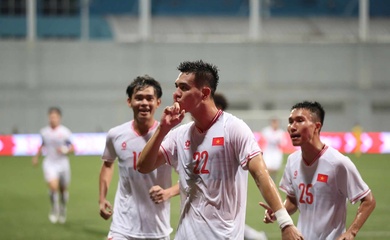 Cùng nhau ghi bàn, Xuân Son và Tiến Linh hiên ngang đua Vua phá lưới AFF Cup 2024