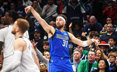 Klay Thompson vượt mặt "idol" thời còn bé, thăng tiến trong danh sách 3 điểm mọi thời đại NBA