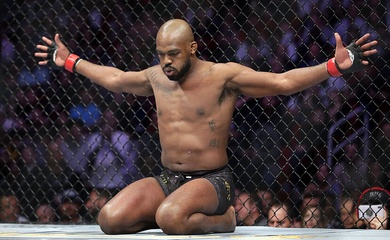 Jon Jones hét giá 30 triệu USD đấu Tom Aspinall, UFC đang xuôi theo?