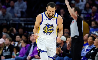 Ném 22 quả 3 điểm vẫn thua ngược dòng, Stephen Curry và Warriors rơi ra khỏi top-10 BXH miền Tây