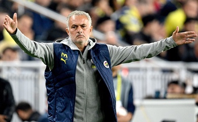 Galatasaray kêu gọi tiến hành tố tụng hình sự đối với Mourinho vì “phân biệt chủng tộc”