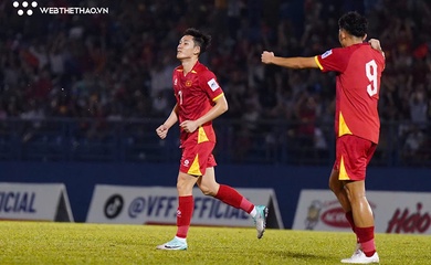 Trực tiếp Việt Nam 5-0 Lào: Quang Hải lập công