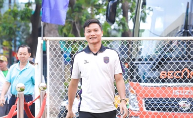 Không còn níu kéo HLV Công Mạnh, CLB Bình Dương có thuyền trưởng mới