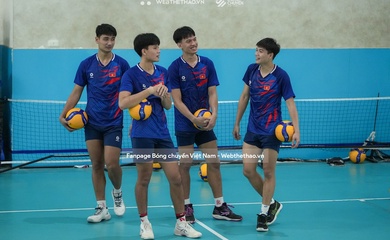 Đội tuyển bóng chuyền nam đặt chân tới Nhật Bản sẵn sàng cho AVC Champions League