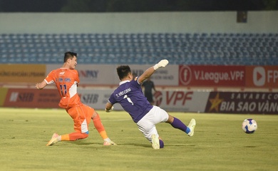 Kịch tính “chung kết ngược” Đà Nẵng vs Quảng Nam: Thẻ đỏ giây 12, sai lầm thủ môn và câu giờ