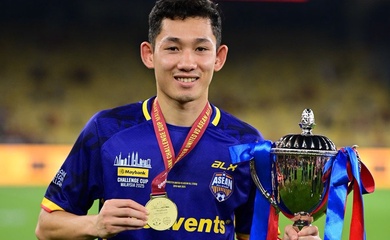 Báo Anh ngả mũ khi Hai Long phô diễn đẳng cấp trước Man United