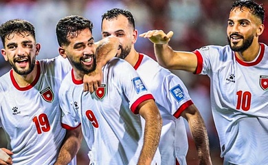 Cổ tích có thật với hai đội châu Á lần đầu có vé dự World Cup