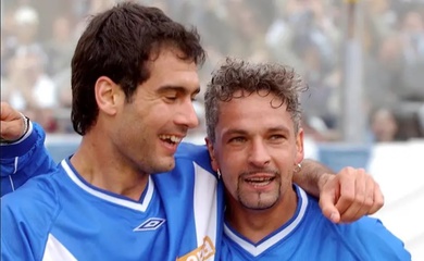 Đội bóng của Guardiola, Baggio, Hagi, Pirlo biến mất trên bản đồ chuyên nghiệp