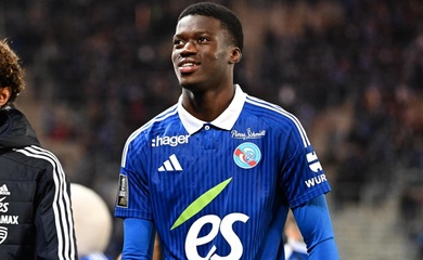 Chuyển nhượng Chelsea mới nhất 2025: The Blues mua hậu vệ tuổi teen người Pháp