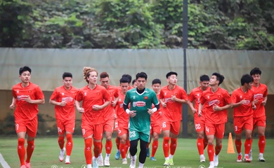 HLV Kim Sang Sik gọi hai cầu thủ Việt kiều bảo vệ ngôi vô địch Đông Nam Á