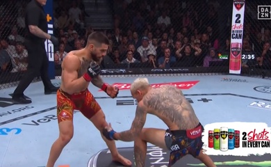 UFC 317: Ilia Topuria "ru ngủ" Charles Oliveira, gọi tên Paddy Pimblett