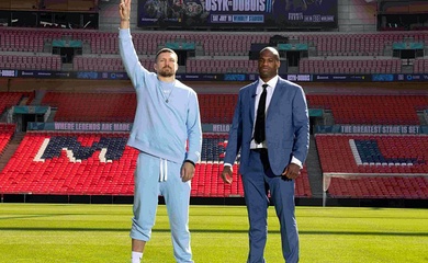 Oleksandr Usyk đón "điềm lành" ở trận so găng với Daniel Dubois