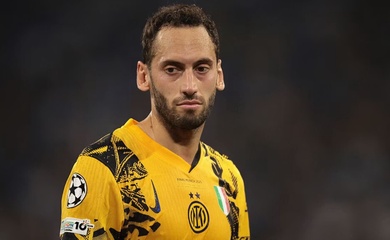 Calhanoglu và những cuộc chia tay sóng gió: Án phạt, thay số điện thoại và sự phản bội