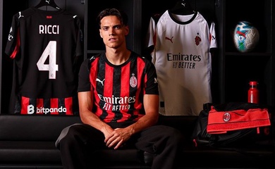 Đội hình AC Milan 2025/2026: Danh sách, số áo cầu thủ chi tiết