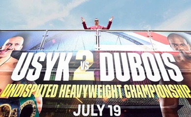 Usyk vs Dubois 2 gây phấn khích với màn "cưỡi xe bus 2 tầng lên sóng"