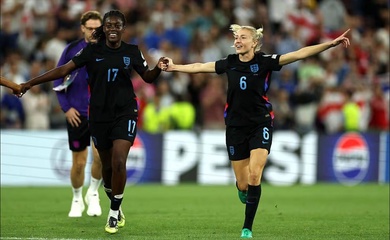 Kết quả bóng đá nữ châu Âu Euro 2025 hôm nay mới nhất: Anh vào chung kết kịch tính