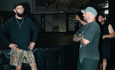 Khamzat Chimaev đã "tiến hóa" để soán ngôi Dricus Du Plessis ở UFC 319