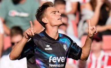  Bristol City gây bất ngờ