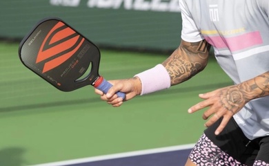 Trải nghiệm và lựa chọn vợt pickleball: Gỗ, composite hay graphite? 