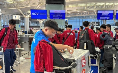 Lý do U22 Việt Nam chia thành nhiều nhóm sang Trung Quốc đá giao hữu