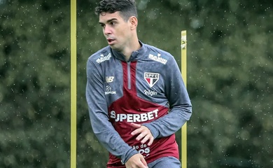 Sốc: Cựu ngôi sao của Chelsea, tiền vệ Oscar đột quỵ trên sân