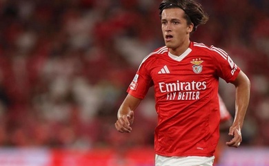 MU bị chỉ trích vì bán "bán tống bán tháo" hậu vệ cánh với giá rẻ mạt