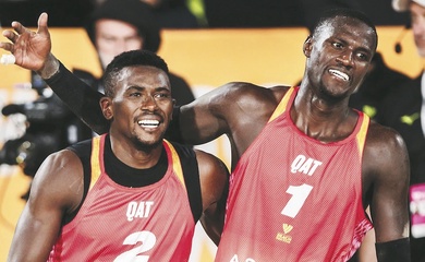 Cherif và Ahmed thắng áp đảo, dẫn đầu Bảng J tại Adelaide