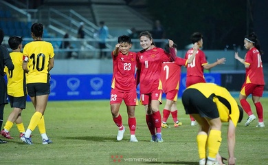 HLV Mai Đức Chung sau chiến thắng của nữ Việt Nam: Tôi hơi lo khi Malaysia tiến bộ