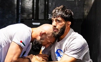 Arman Tsarukyan tiết lộ kế hoạch sau khi không được tranh đai 