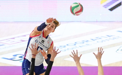 Antropova tiến sát Eczacıbaşı: thương vụ có thể làm rung chuyển bóng chuyền nữ thế giới