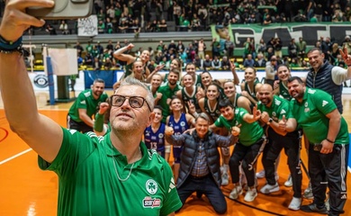 Panathinaikos bứt phá ngoạn mục trước Olympiacos ở trận derby “nảy lửa” Hy Lạp