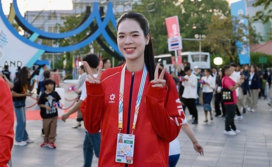 Lê Thanh Thuý: Vinh dự thiêng liêng khi cầm cờ Tổ quốc tại lễ khai mạc SEA Games 33