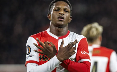 Nhận định, soi kèo Steaua Bucuresti vs Feyenoord: Những kẻ cùng khổ