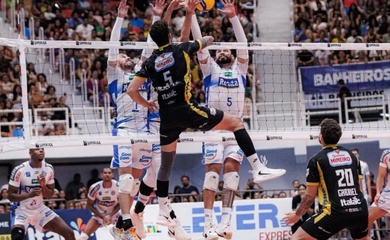 Renata vượt lên đứng thứ hai tại Superliga Brazil sau chiến thắng ấn tượng