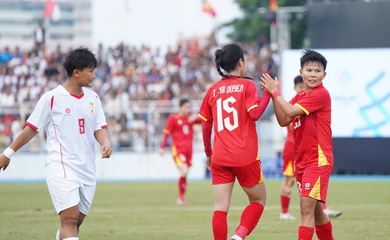 Nữ Việt Nam thắng thuyết phục Myanmar  để lọt vào bán kết SEA Games 33