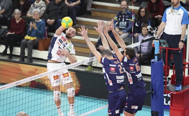 Trentino và Berlin mở màn Champions League bằng những chiến thắng thuyết phục