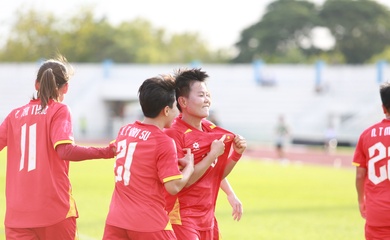 Bích Thuỳ và Hải Yến lập cú đúp, nữ Việt Nam lọt vào chung kết SEA Games