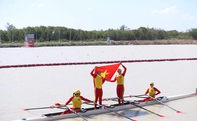 Đua thuyền Việt Nam lập "hat-trick" vàng trong buổi sáng 17/12