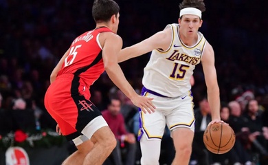 Austin Reaves rời sân sớm ngày Giáng sinh, Luka Doncic cảnh báo về sự nguy hiểm của chấn thương bắp chân