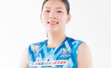 Bích Thuỷ và các đồng đội kiếm được 1 điểm trước đội hạng 2 giải bóng chuyền VĐQG Nhật Bản