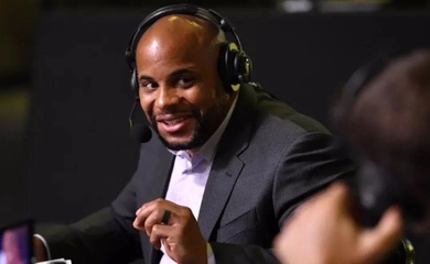 Cựu vương Daniel Cormier: Paramount giúp võ sĩ UFC kiếm nhiều tiền hơn