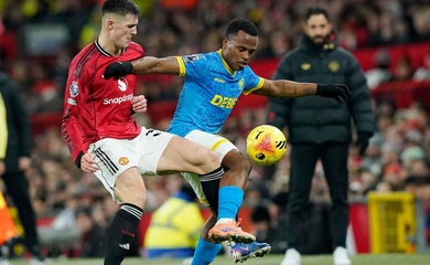 MU góp phần tạo nên lịch sử  Ngoại hạng Anh với trận hòa Wolves