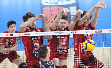 Lube Altalenante gục ngã 1-3 trên đất Umbria, chia tay Coppa Italia SuperLega