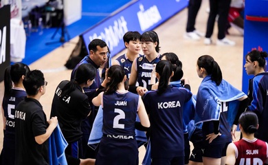 KVA chia tay HLV trưởng Morales sau chuỗi thành tích không như ý