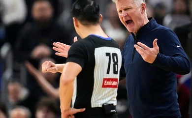 HLV Steve Kerr nổi cơn thịnh nộ, bị đuổi trong trận thua 1 điểm của Warriors trước Clippers