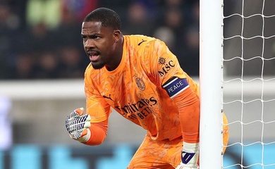 Maignan sắp gia hạn hợp đồng với Milan, mức lương tương đương với Leao