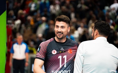 Ziraat Bankkart Ankara thị uy sức mạnh, quét sạch ACH Volley Ljubljana